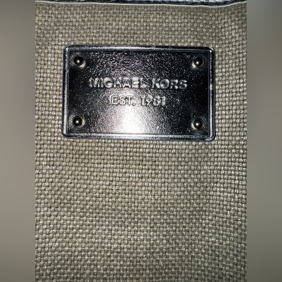 Michael Kors Silver Gold Metallic Canvas Large Lined Tote Bag - Picture 8 of 8